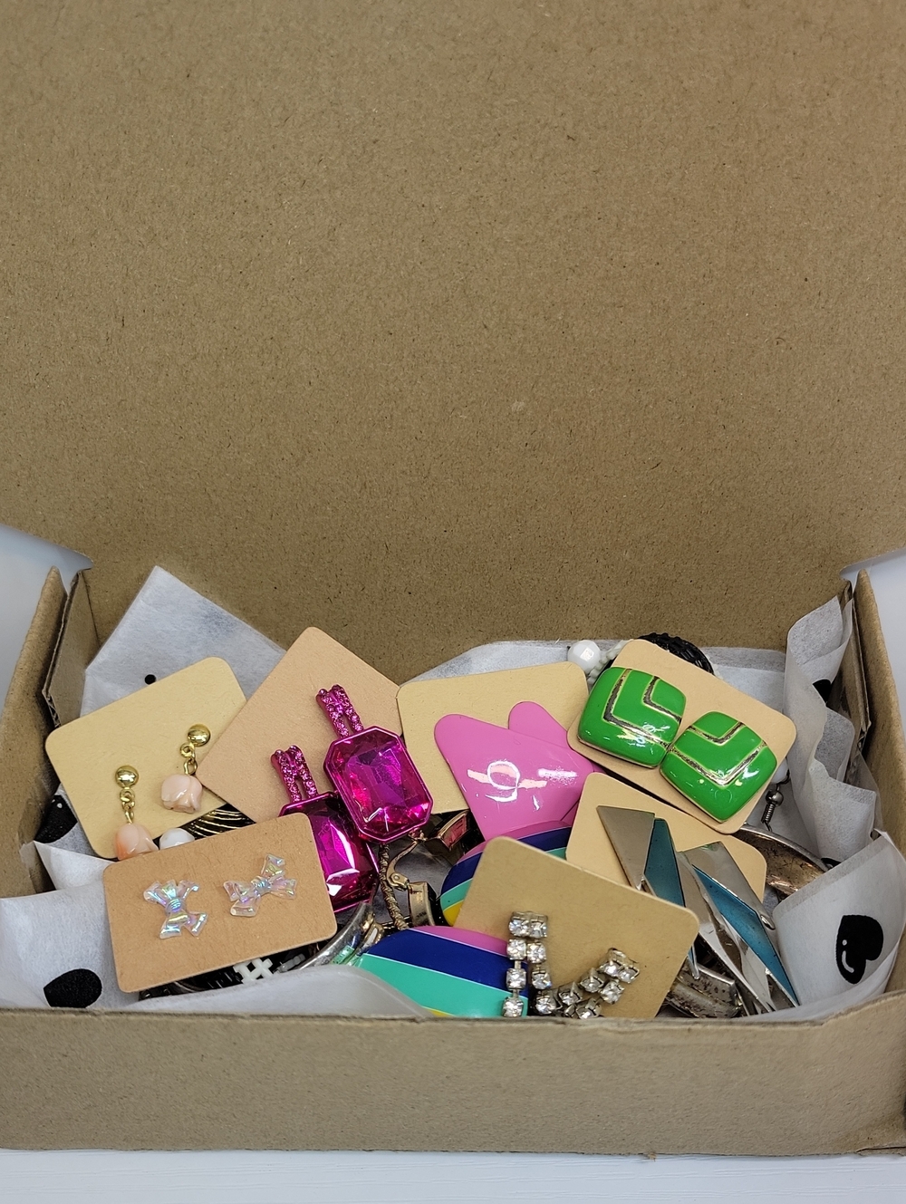 15pc Earrings In A Box